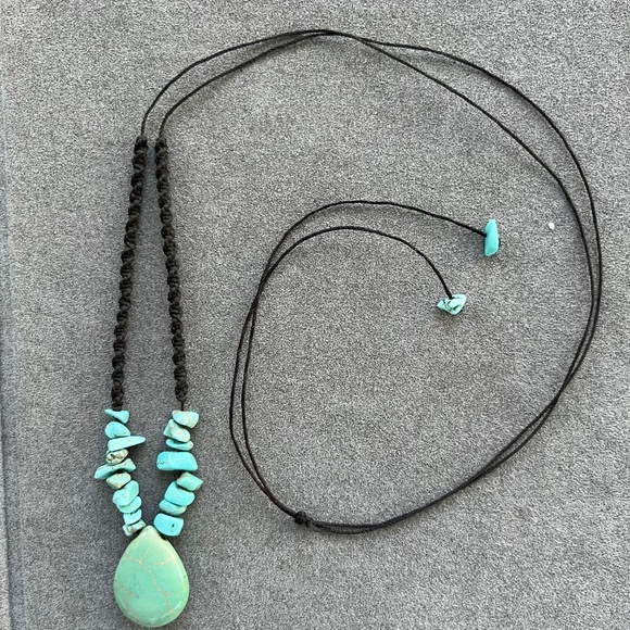 Turquoise Teardrop Necklace - Picture 4 of 7